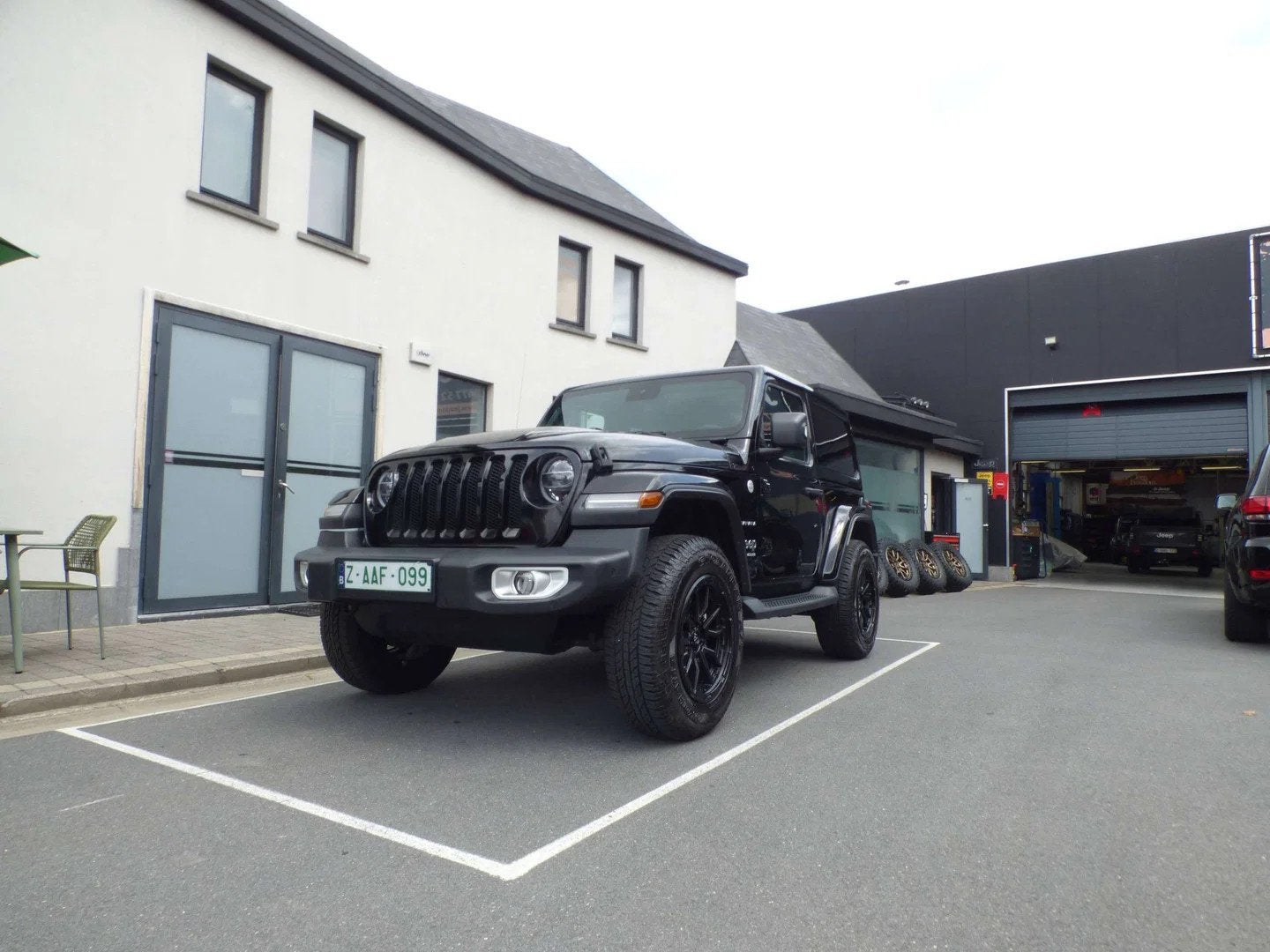 Jeep Wrangler Wrangler 2.0 Turbo Sahara *54000km* (bj 2020), Auto's, Automaat, 4 zetels, 4 cilinders, Zwart