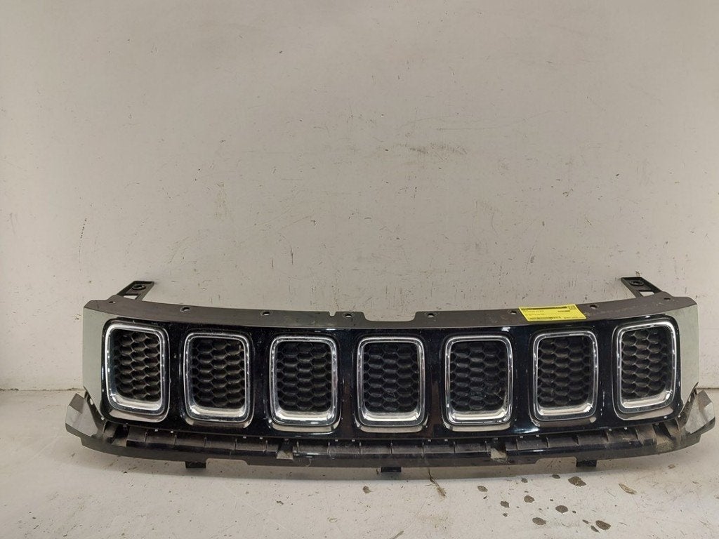 CALANDRE Jeep Compass II (MP) (01-2016/-), Webaccessibility@stellantis.com, Stellantis N.V., Utilisé, Taurusavenue 1
2132 LS  Hoofddorp, NL