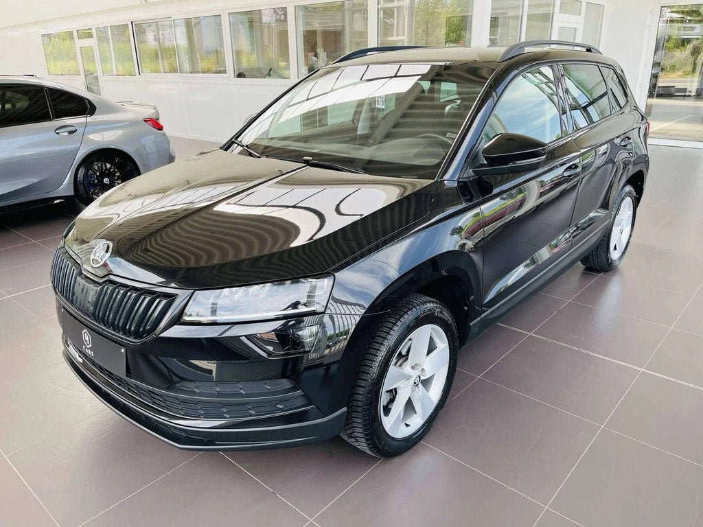 Skoda Karoq 2.0 CR TDi SCR * GARANTIE + COCKPIT + LED + GPS, Autos, Euro 6, Entreprise, Automatique, Tissu