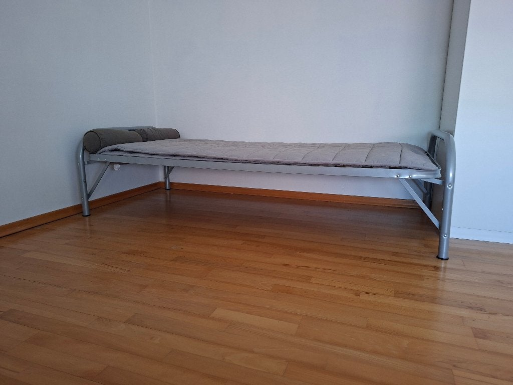 BED, Ophalen, Zo goed als nieuw