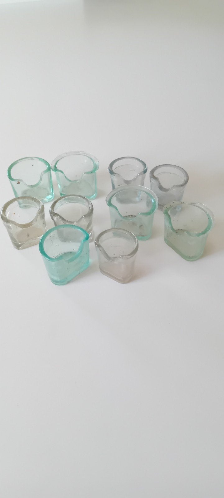 10 oude glazen voederbakjes, Ophalen of Verzenden