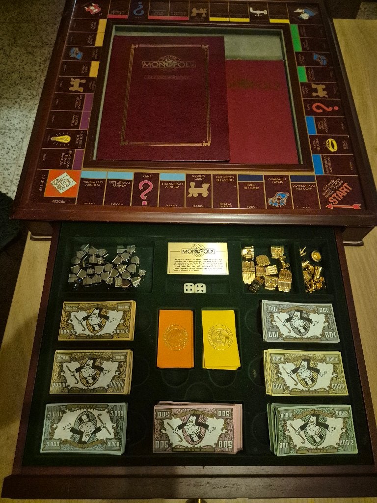 Monopoly, Ophalen