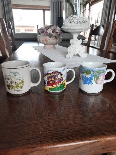 choix tasses porcelaine, divers model vintage neuf, Antiquités & Art, Enlèvement ou Envoi