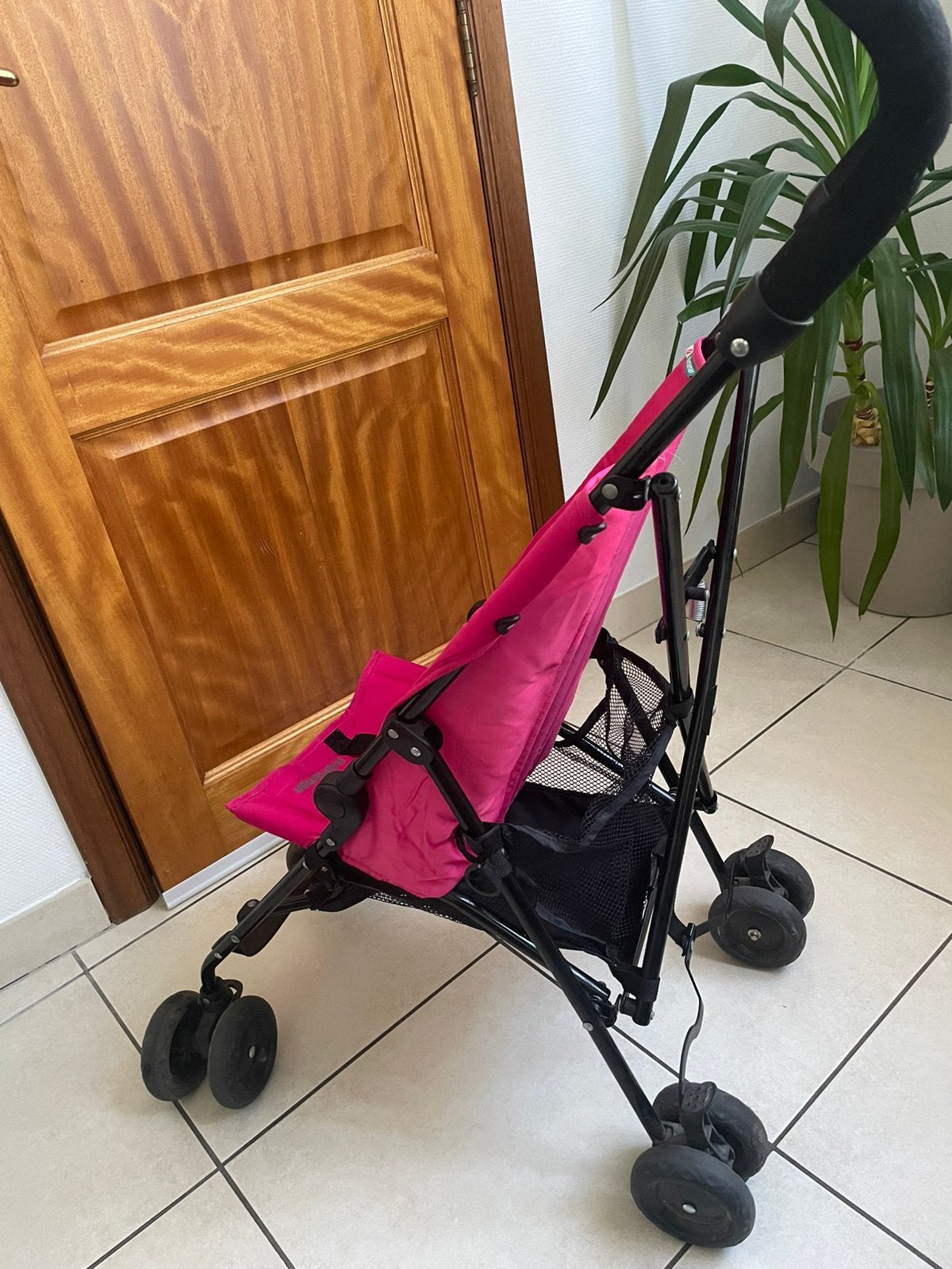 Poussette a canne prémaman rose, Enfants & Bébés, Enlèvement, Comme neuf, Autres marques