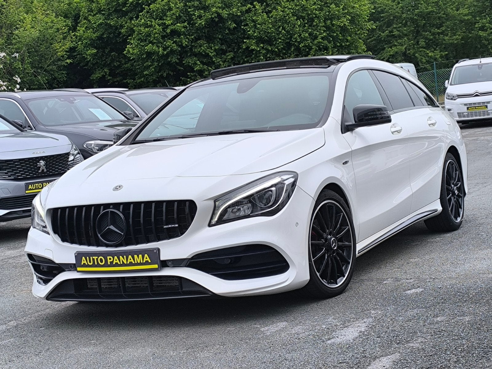 Mercedes-Benz CLA 180 SHOOTING BREAK PACK AMG NIGHT T. PANO, Autos, Achat, Euro 6, Entreprise, Carnet d'entretien