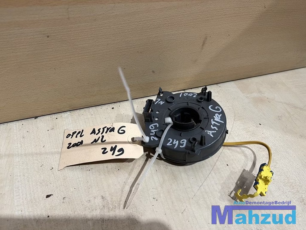 OPEL ASTRA G airbag ring sleepring 1998-2005, Autos : Pièces & Accessoires, Opel Automobile GmbH, Opel, Bahnhofsplatz 1
65423  Russelsheim am Main, DE