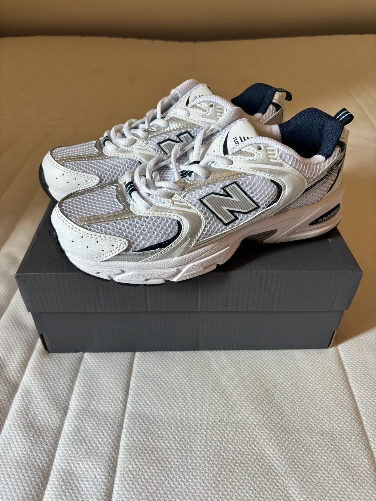 New balance sneakers, Wit, Nieuw, Ophalen of Verzenden, Sneakers