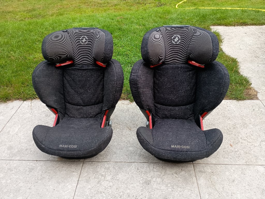 2 Maxi‑Cosi Rodifix autostoelen groep 2/3 – 15‑36 kg, Ophalen, 15 t/m 36 kg, Maxi-Cosi, Gebruikt
