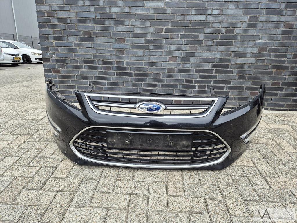 Ford Mondeo 4 2011 - 2015 voorbumper met pdc FACELIFT €250, Gebruikt, -, Voor, -
