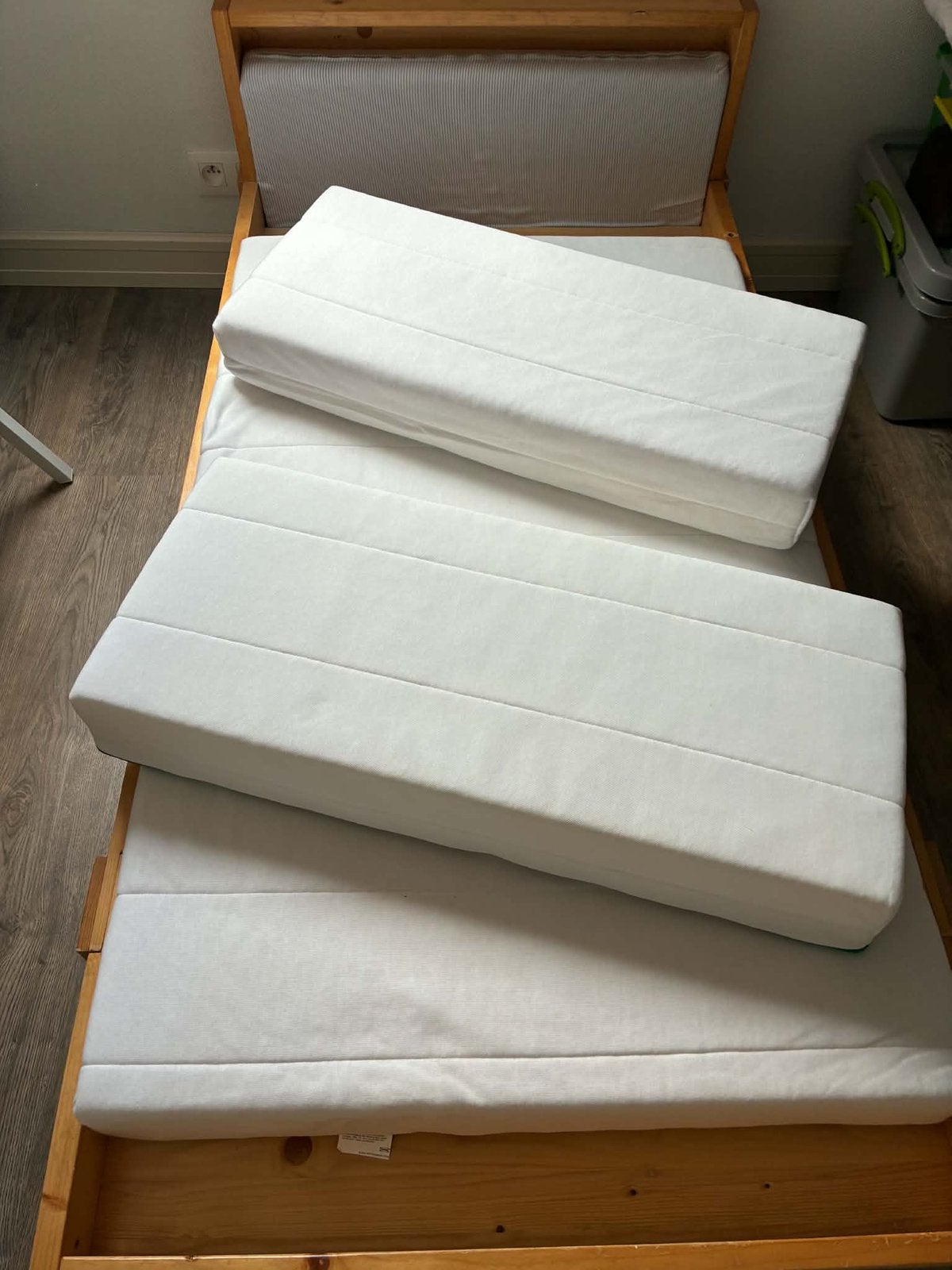 Lit de croissance pour enfants + matelas, Enfants & Bébés, Enlèvement, Utilisé, Sommier à lattes