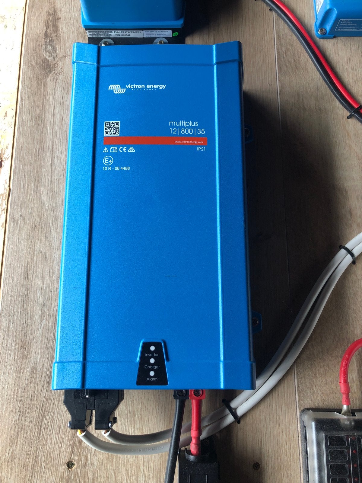 Victron off grid installatie, Caravans en Kamperen, Mobilhomes, Particulier, Ophalen