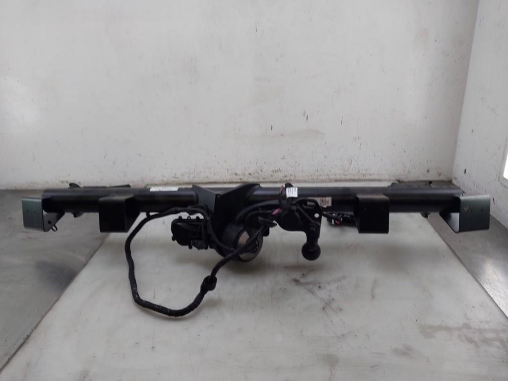 TREKHAAK Skoda Elroq (01-2024/-) (|5H2907383D|5LJ803881|), Auto-onderdelen, Dhr. J. Ham, Gebruikt, Administratie@autoham.nl, Skoda