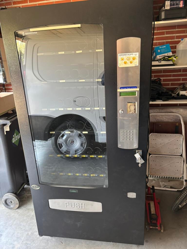 distributeur automatique, Enlèvement