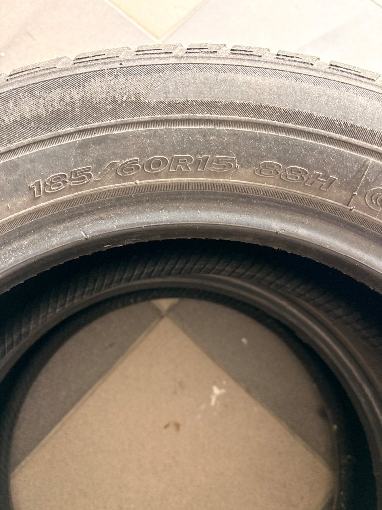 Pneus 185/60/15 Hankook, 15 pouces, Pneus été, 185 mm, Pneu(s)