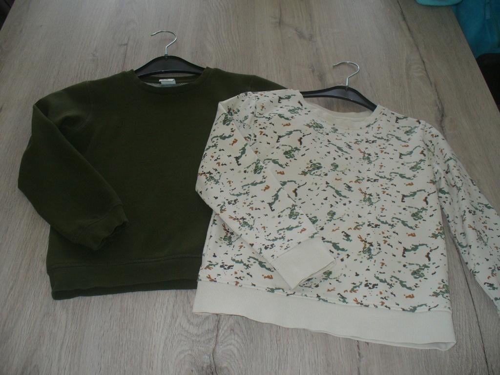 Set 2 sweaters maat 122 - 128 ( Hema - Zeeman ), Kinderen en Baby's, Kinderkleding | Maat 122, Trui of Vest, Ophalen of Verzenden