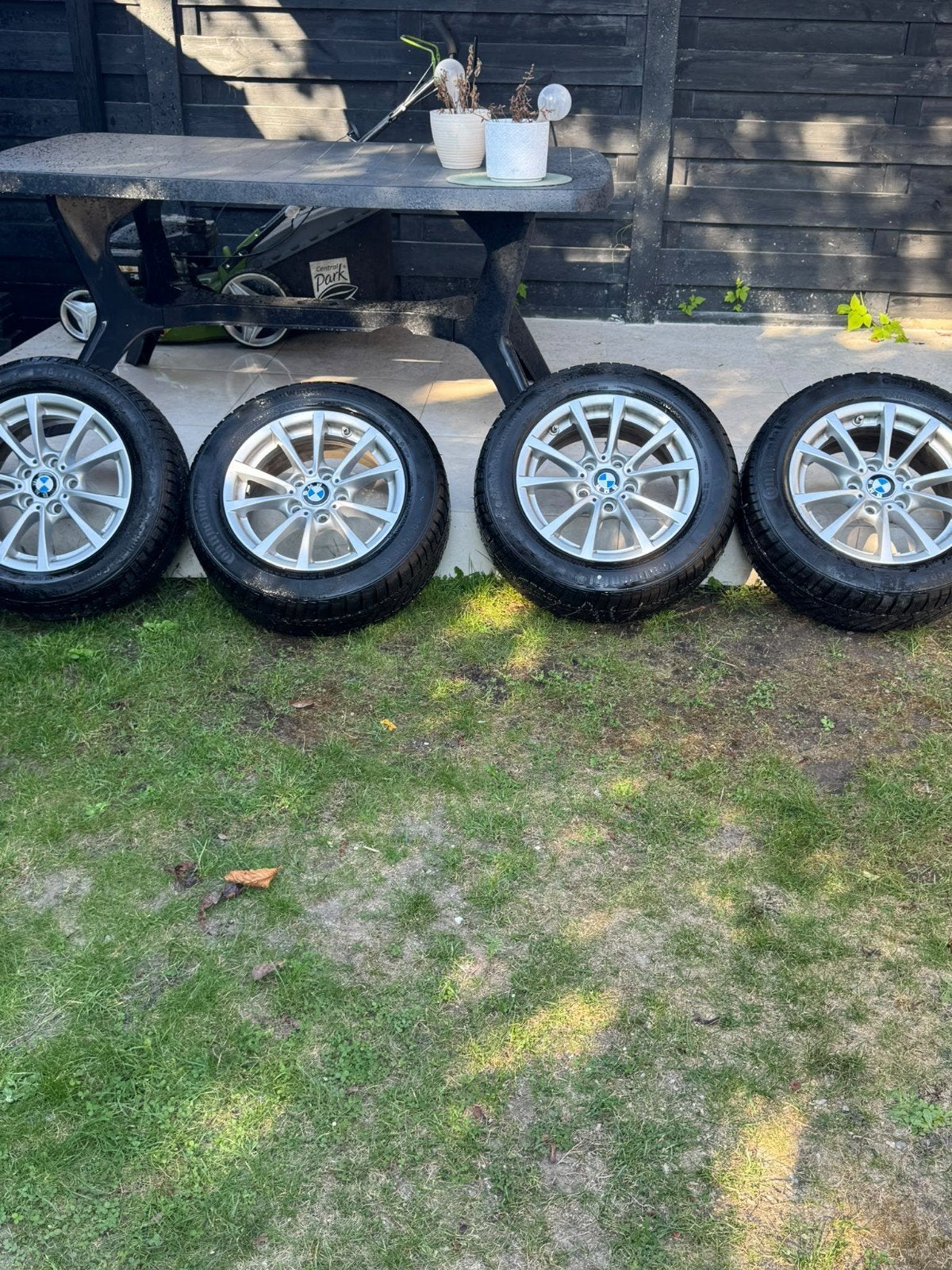 velg met winterbanden voor BMW, Ophalen, Winterbanden, Band(en)