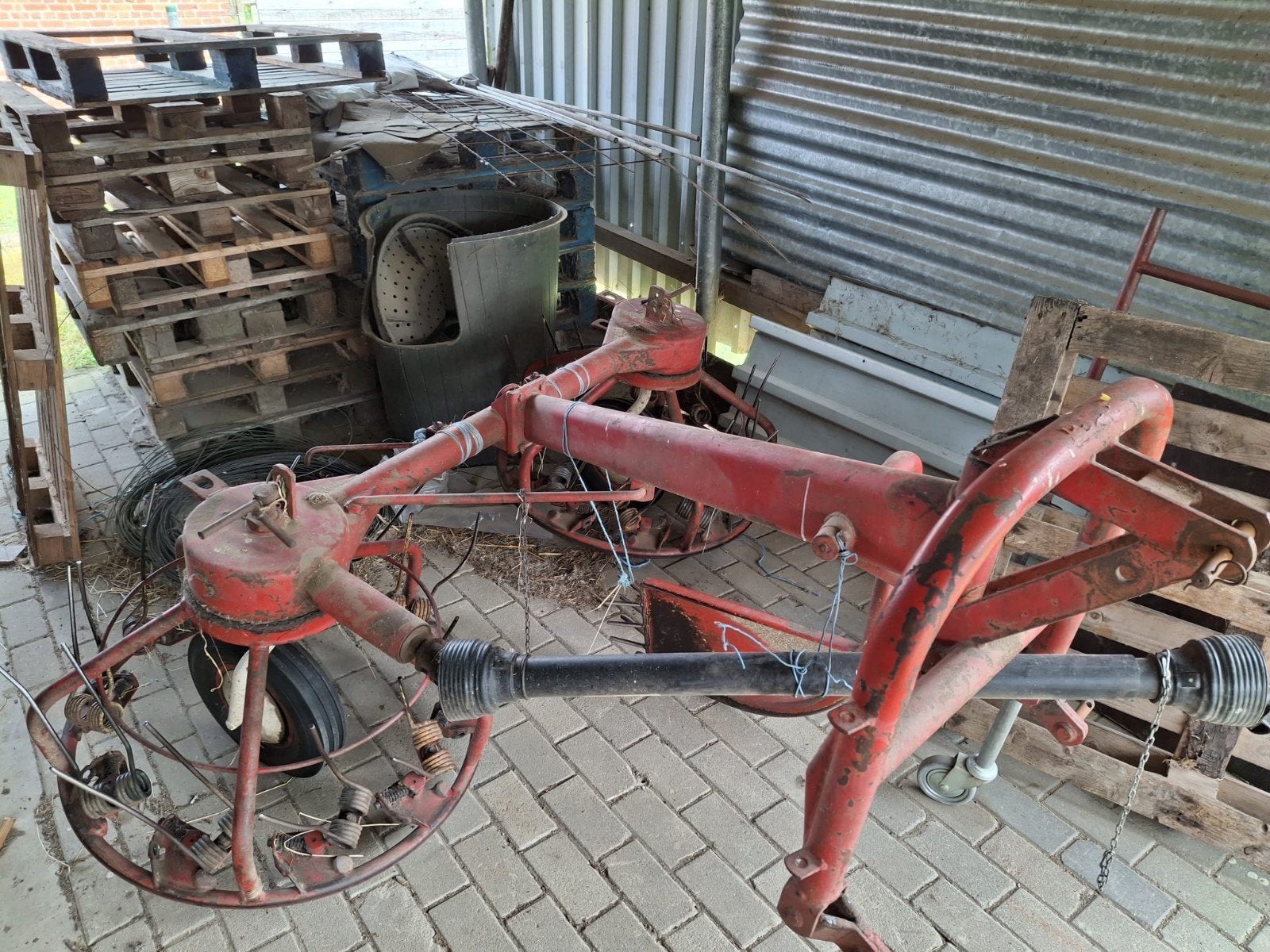 Combi Hooimachine, Enlèvement