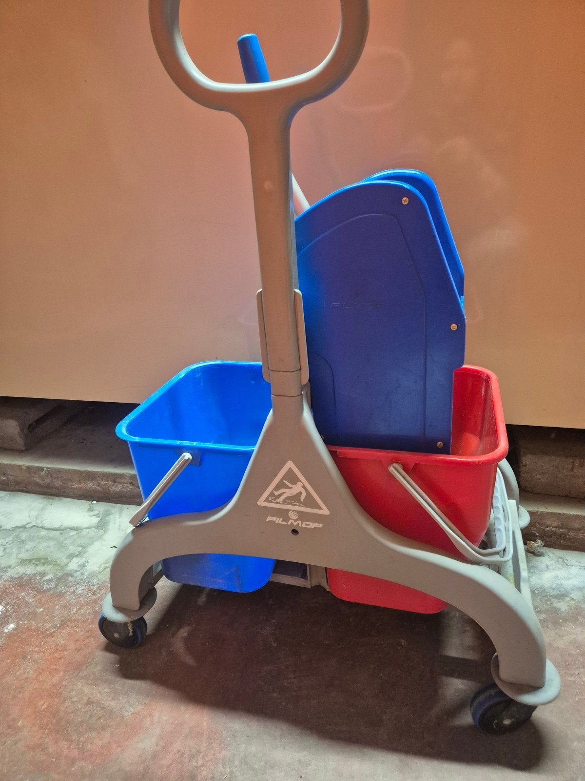 set seau pour sol et vitre, Enlèvement, Seau, Bac ou Chariot à balais