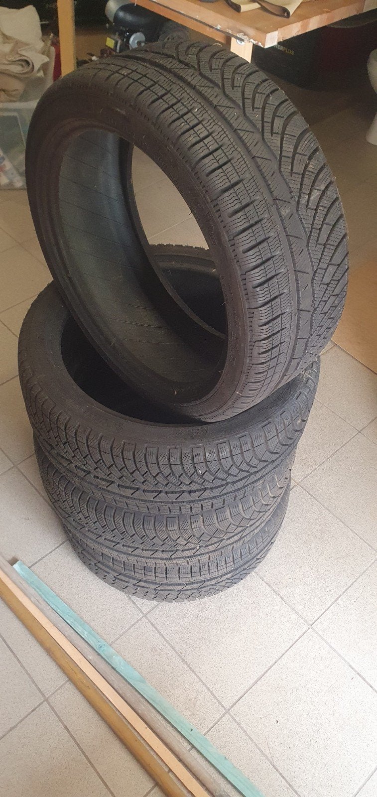 Michelin Pilot Alpin 4 225/40 R18 92v, Pneus hiver, Véhicule de tourisme, Enlèvement, Utilisé