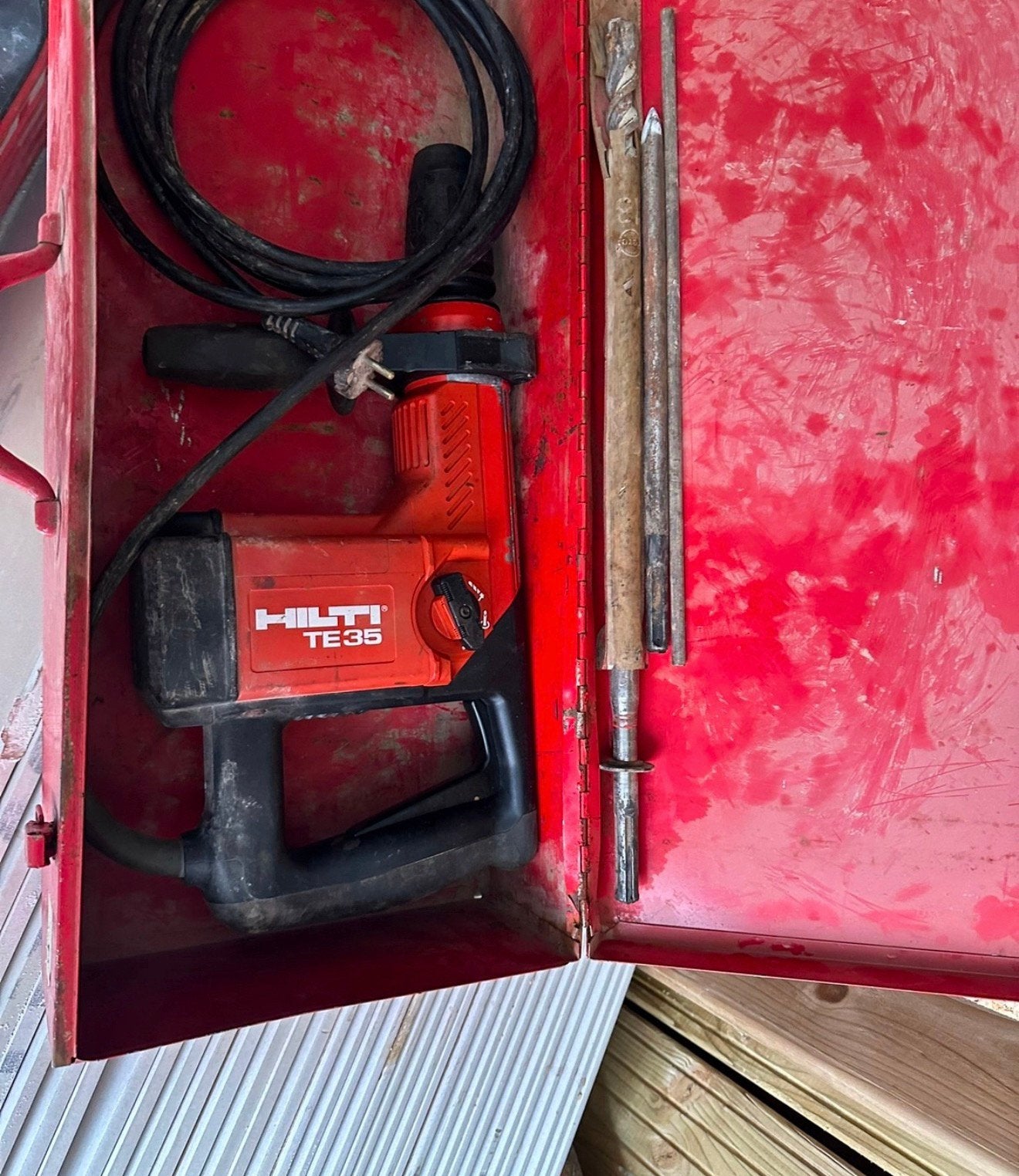 Perforateur  hilti te35 avec boite et meche, Bricolage & Construction, Outillage | Autres Machines, Enlèvement, Utilisé