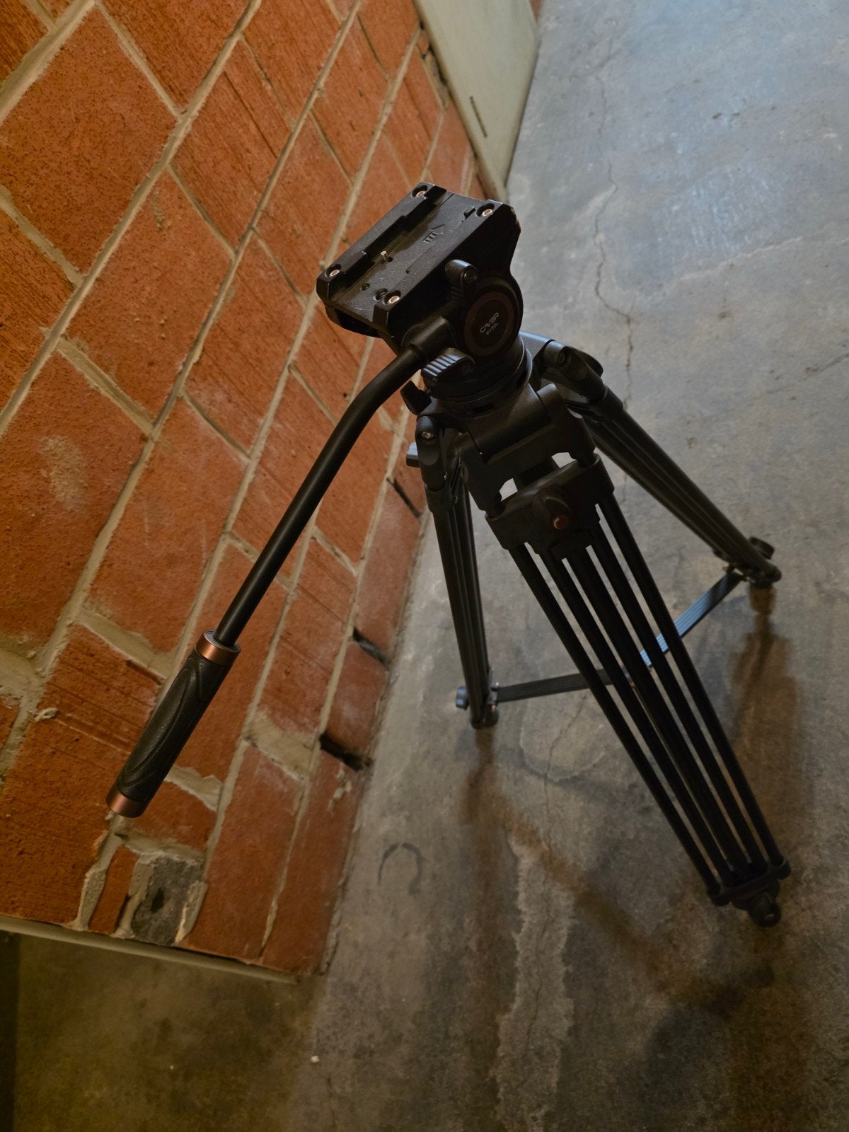 Cayer BV30L videostatief — K3 vloeistofkop, Ophalen, Driepoot, Vloeistofkop