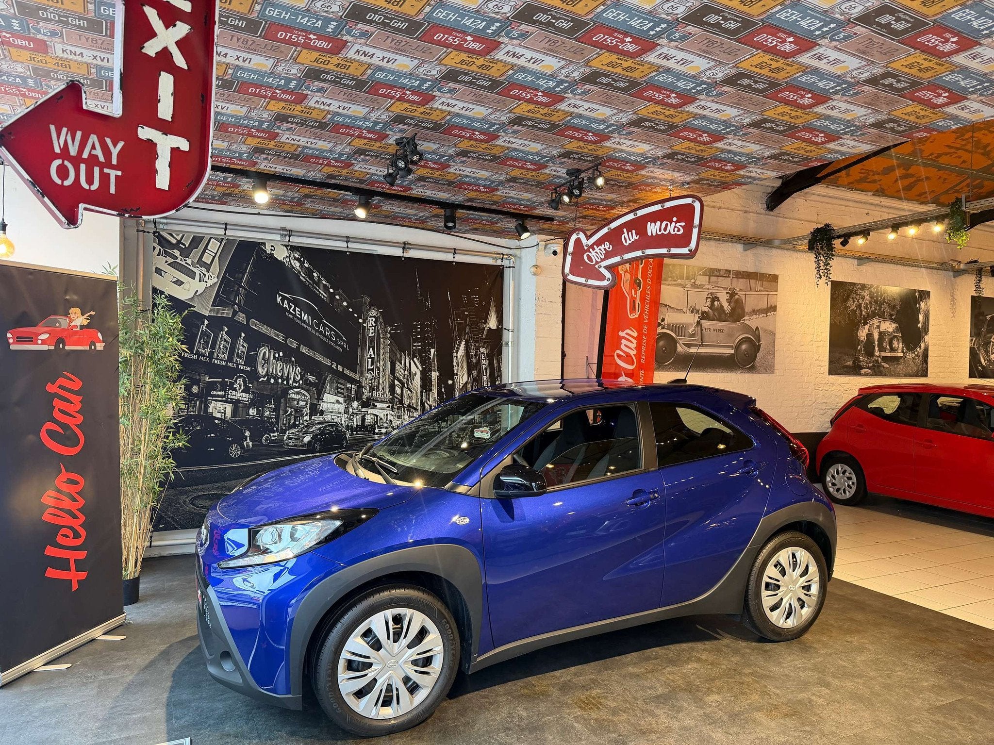Toyota Aygo X 1.0i VVT-i * NEW MODELE * AUTO * CAM * GARANTI, Auto's, Automaat, 4 zetels, Stof, Gebruikt