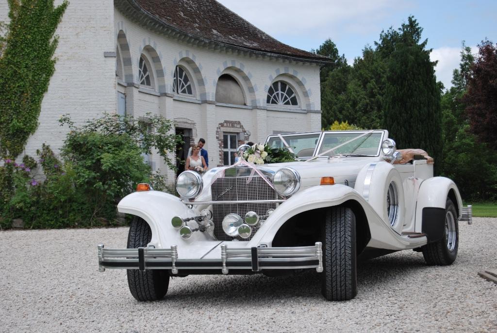 Mariage, Voiture Excalibur à louer