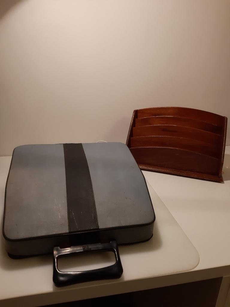 OLIVETTI LETTERA 32, Diversen, Typemachines, Ophalen, Gebruikt
