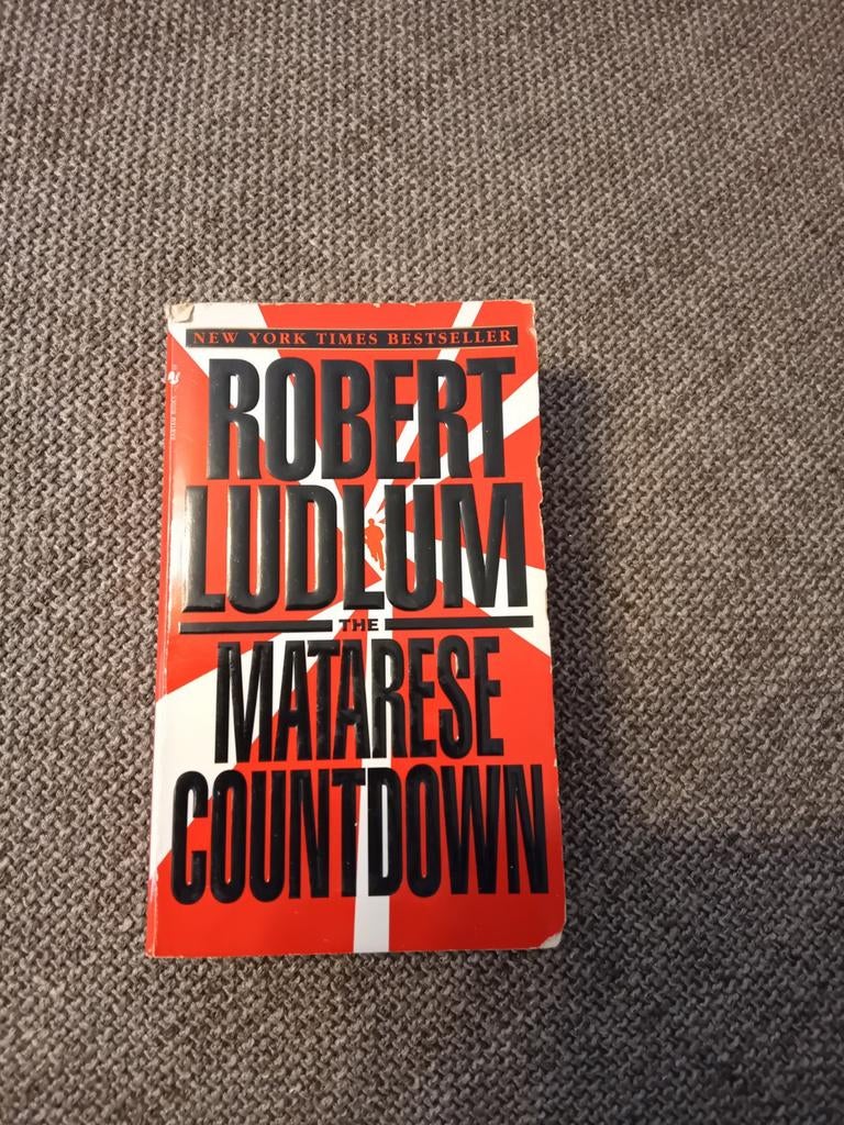 Robert Ludlum - The Matarese Countdown, Ophalen of Verzenden, Gelezen, Robert Ludlum