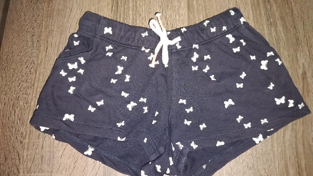 short 110, Kinderen en Baby's, Kinderkleding | Maat 110, Gebruikt, Meisje, H&M, Ophalen