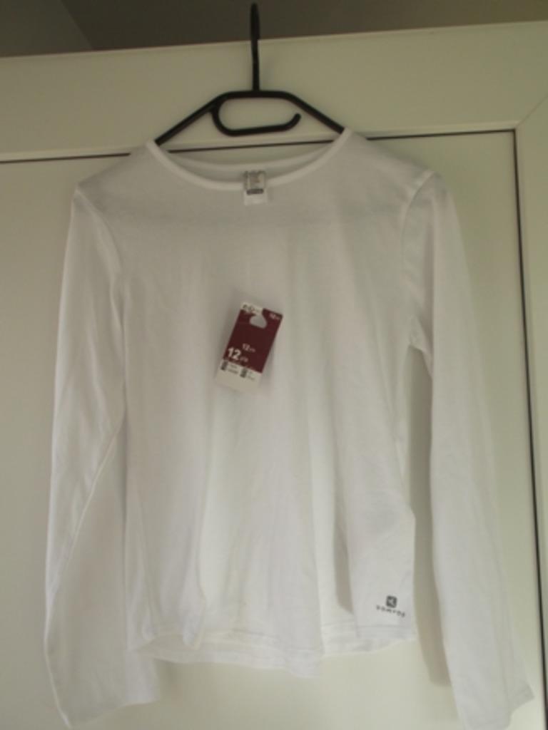 Longsleeve wit Decathlon 12j nieuw, Kinderen en Baby's, Kinderkleding | Maat 152, Jongen of Meisje, Nieuw, Decathlon, Ophalen of Verzenden