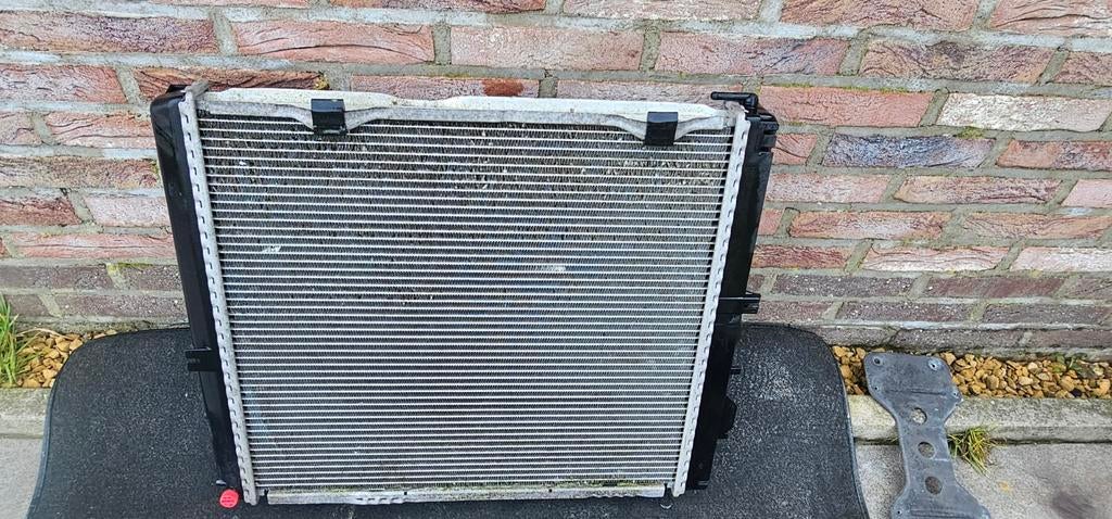Mercedes 260E 300E automaat w124 radiator, Ophalen of Verzenden, Gebruikt
