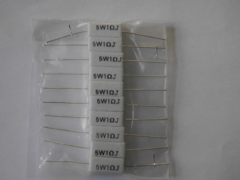 SET van 10 weerstanden, 1Ω, 5 W,  5%, Hobby en Vrije tijd, Elektronica-componenten, Ophalen of Verzenden, Nieuw