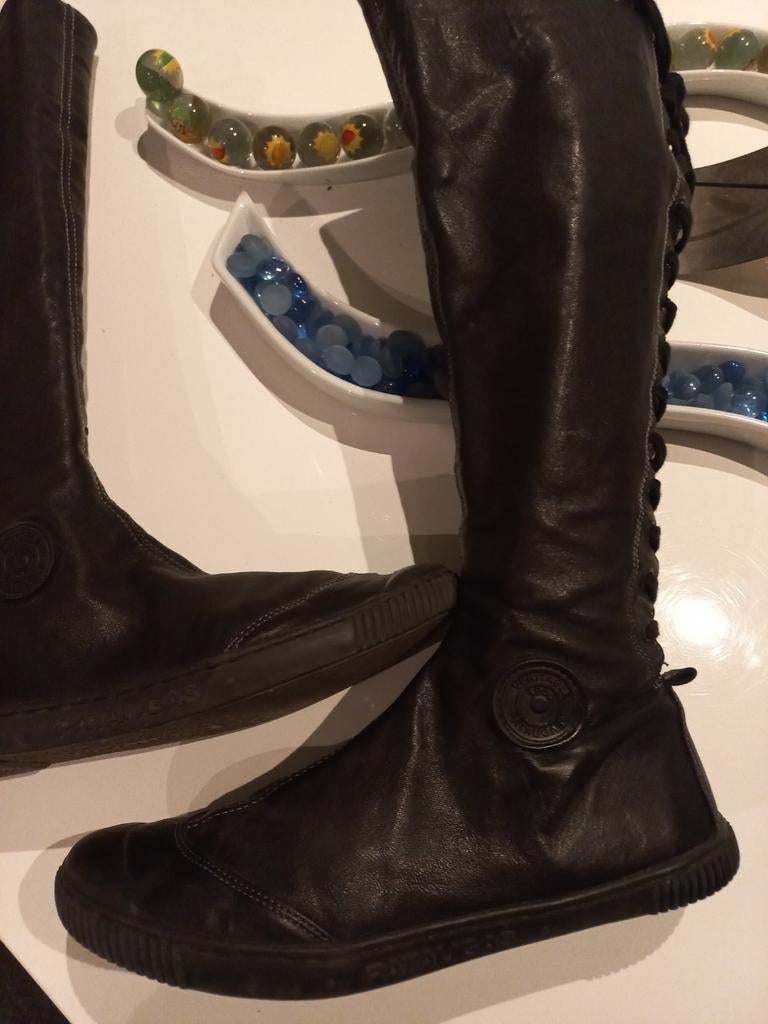 Jolies bottes" PATAUGAS" en cuir noir 38, Enlèvement ou Envoi, Comme neuf, Noir