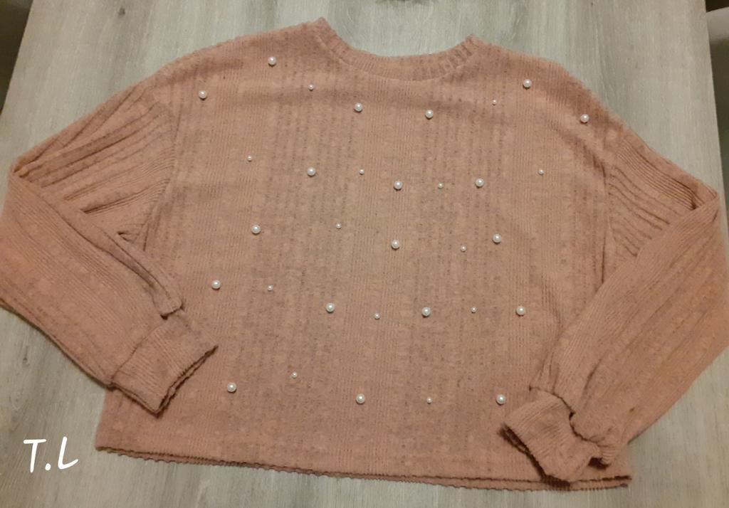 Pull perles, Neuf