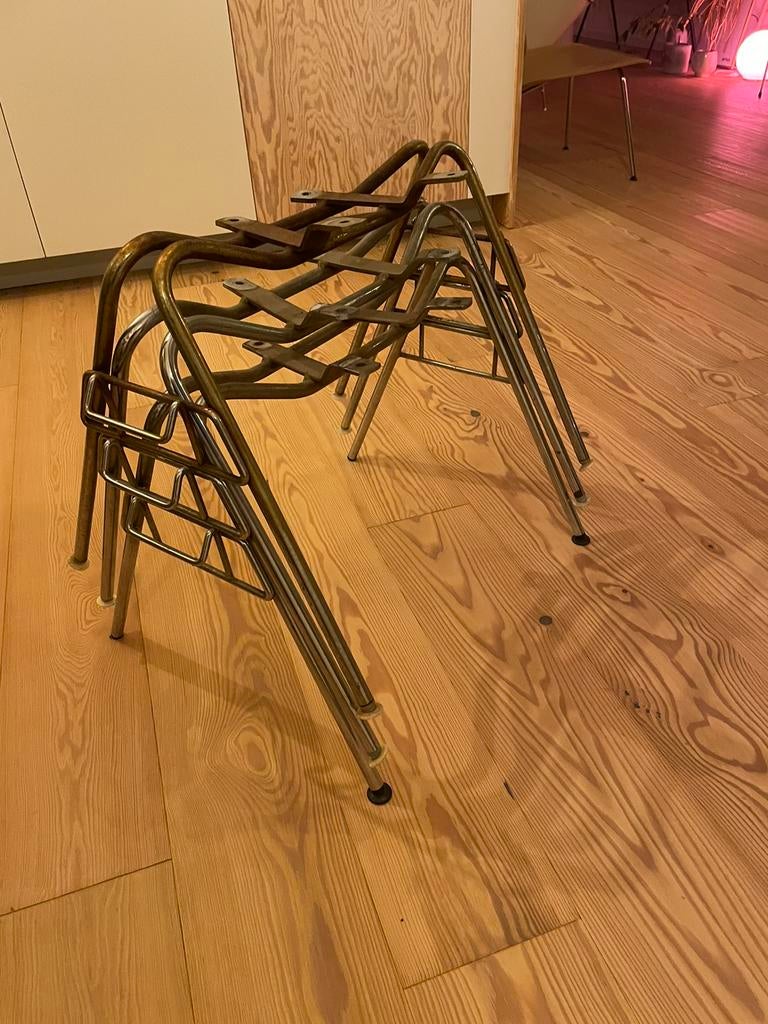 3 onderstellen Herman Miller Vitra eames dss, Ophalen