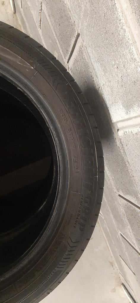 Pneus Goodyear Efficient grip, Enlèvement, Pneu(s)