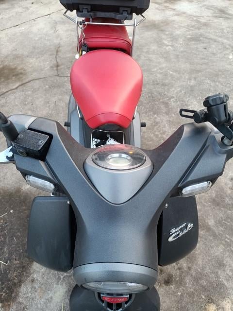 Honda Supercub 125  cc  zwart, 125 cm³, Permis Moto A1 minimum, Particulier, ABS