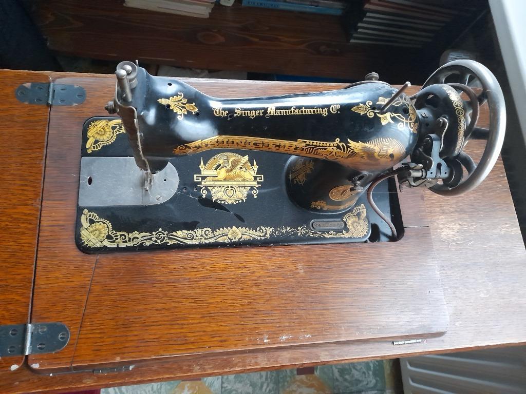 Singer naaimachine tafel, Ophalen