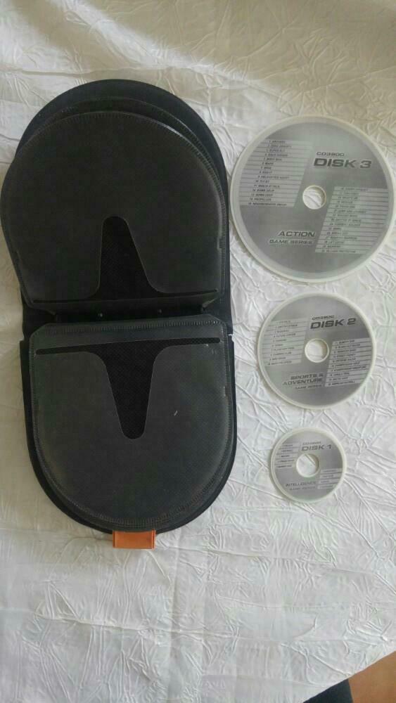 Vintage Cd3900 3 disque d'origine n-joypad + pochette 10 cd, Enlèvement ou Envoi