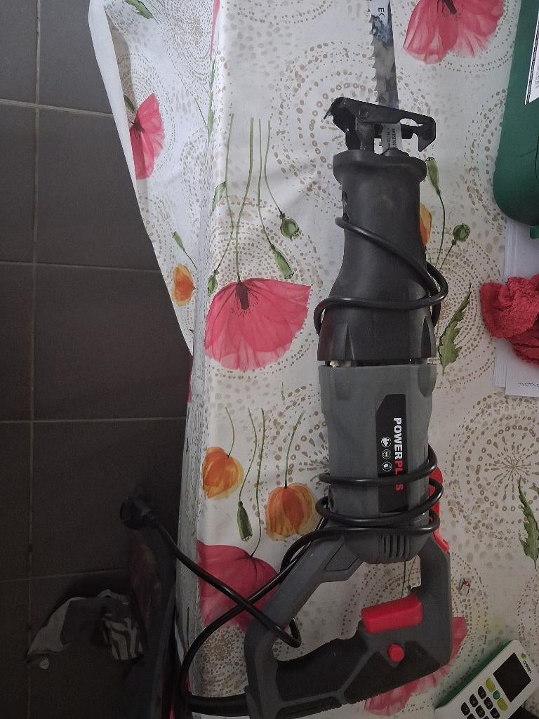 Schrobzaag, 600 à 1200 watts, Scie sabre, Comme neuf, Enlèvement