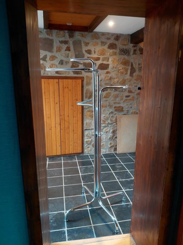 Portant de vêtements, Enlèvement