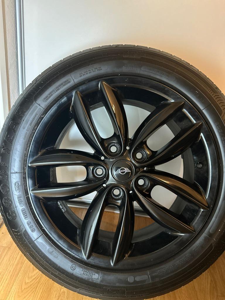 mooie set 17 inch 5x120 originele Mini velgen met 205/55-17, Autos : Pièces & Accessoires, Pneus & Jantes, Jante(s), Pneus été