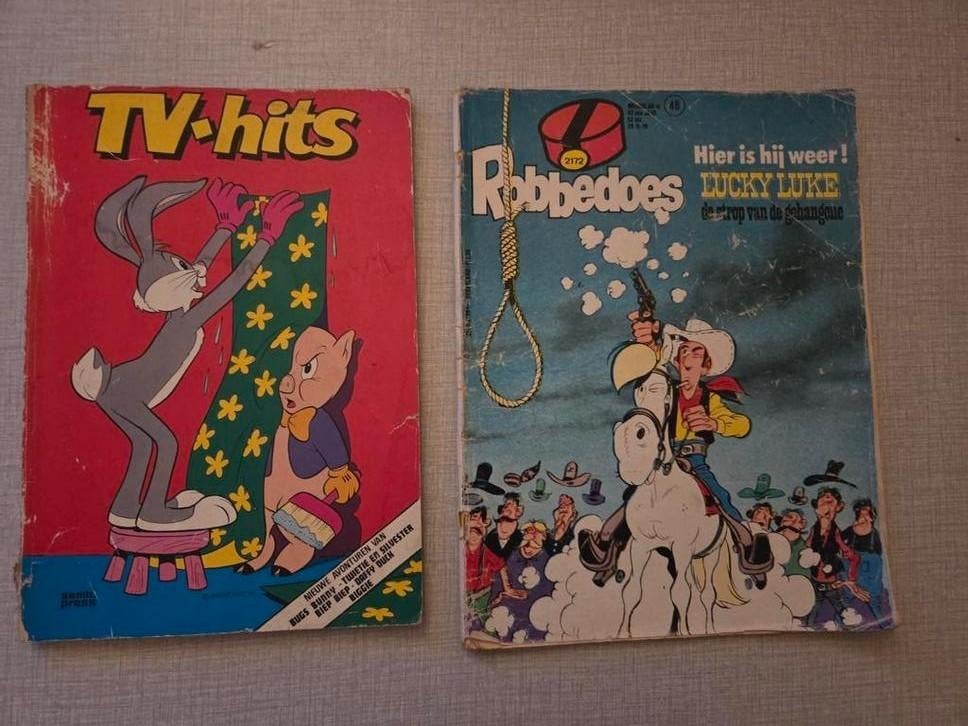 2 x variums, des tubes TV  ︎ et Spirou., Livres, Plusieurs comics, Enlèvement ou Envoi, Utilisé