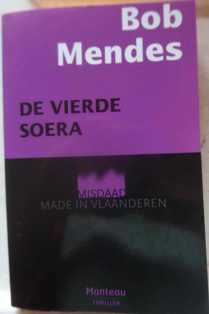 boek Bob Mendes de vierde soera, Boeken, Ophalen of Verzenden, Zo goed als nieuw