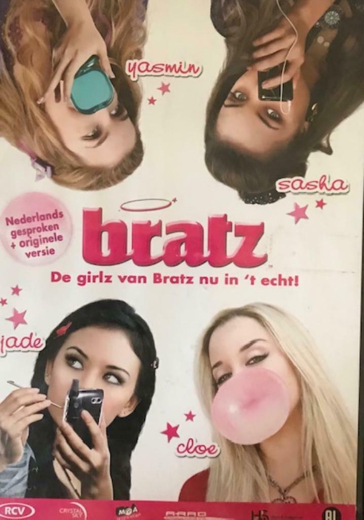 Bratz, De girlz van Bratz nu in 't echt, Ophalen