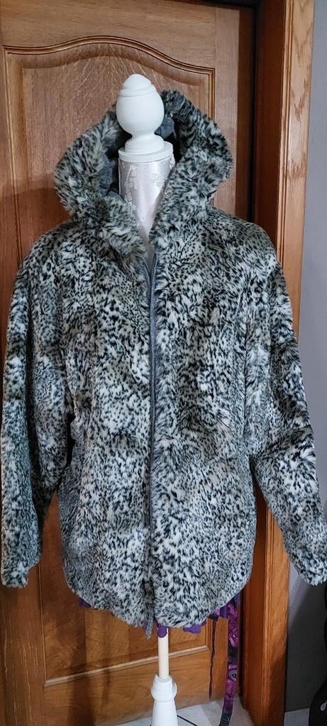 Warme winterjas imitatiebont maat 40, Enlèvement ou Envoi, Comme neuf, Taille 38/40 (M)