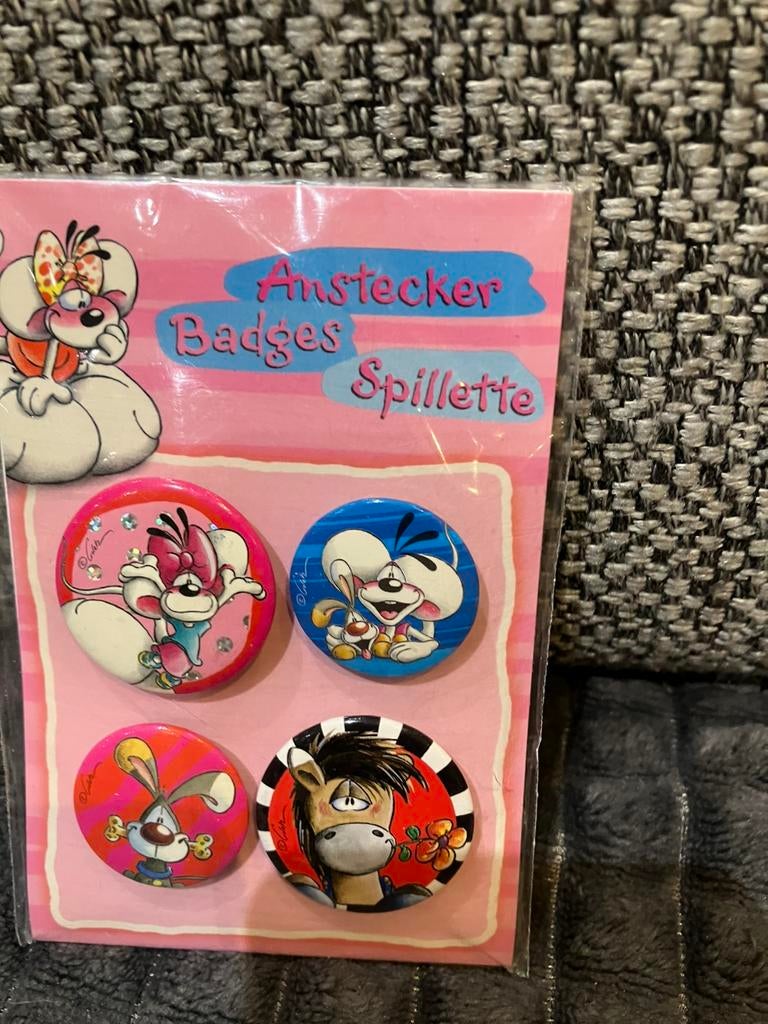 Ensemble de 4 badges  diddl, diddlina, Galupy, binombl, Enlèvement ou Envoi, Diddl