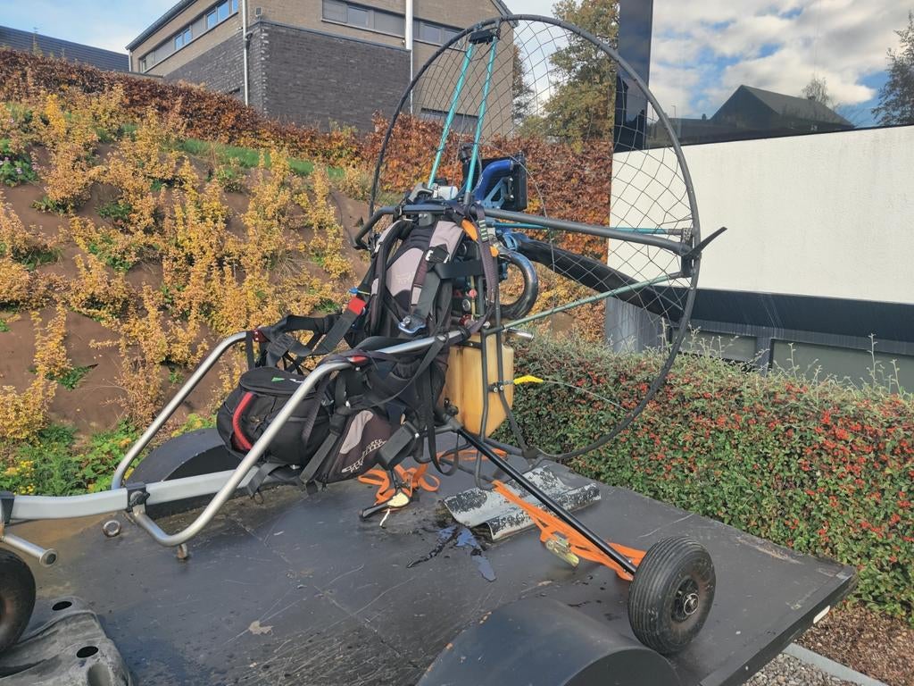 Trike Paramoteur sky110 +voile itv boxer 2 ready to fly, Enlèvement, Paramoteur