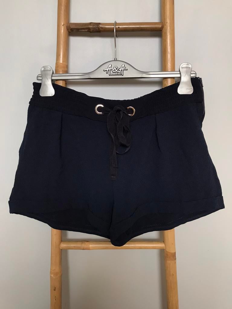 Naf Naf marineblauwe korte broek, strik. Maat 42., Naf Naf, Zo goed als nieuw